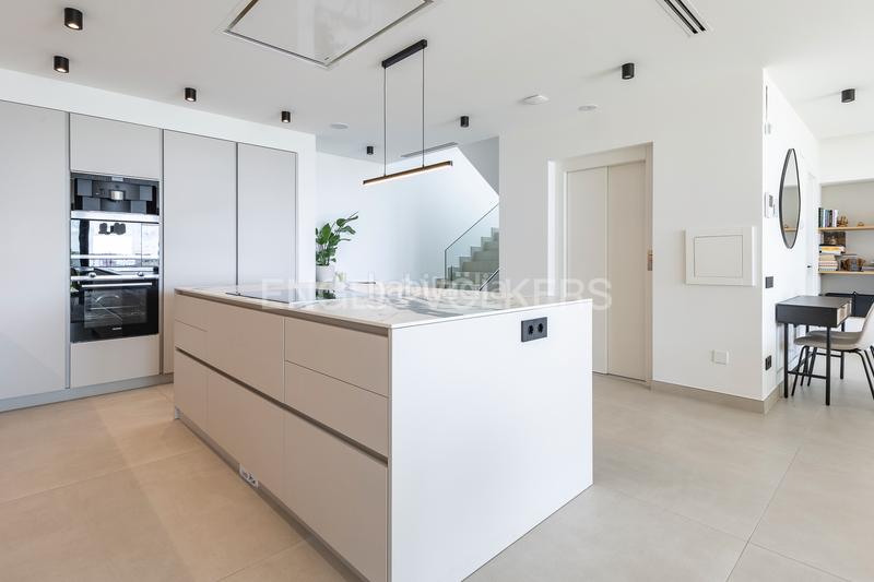 Foto 1a22da38-051c-4d95-9ab8-e30672724077. Casa exquisita casa de lujo con vistas panorámicas al mar en Teià