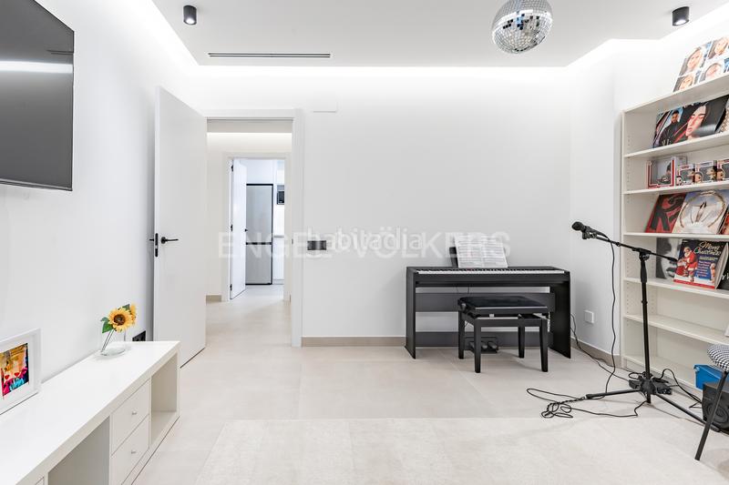 Foto 21bb3249-ee02-41fc-820a-8094a6b1632a. Casa exquisita casa de lujo con vistas panorámicas al mar en Teià