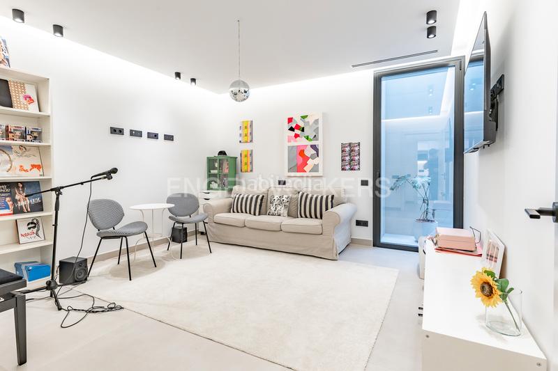 Foto 2b16f71f-932e-4ddd-8fe1-d3941a469b19. Casa exquisita casa de lujo con vistas panorámicas al mar en Teià