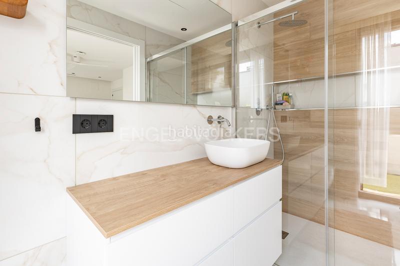 Foto 6de66d38-56ed-44f9-bf9c-a5726f0280dd. Casa exquisita casa de lujo con vistas panorámicas al mar en Teià