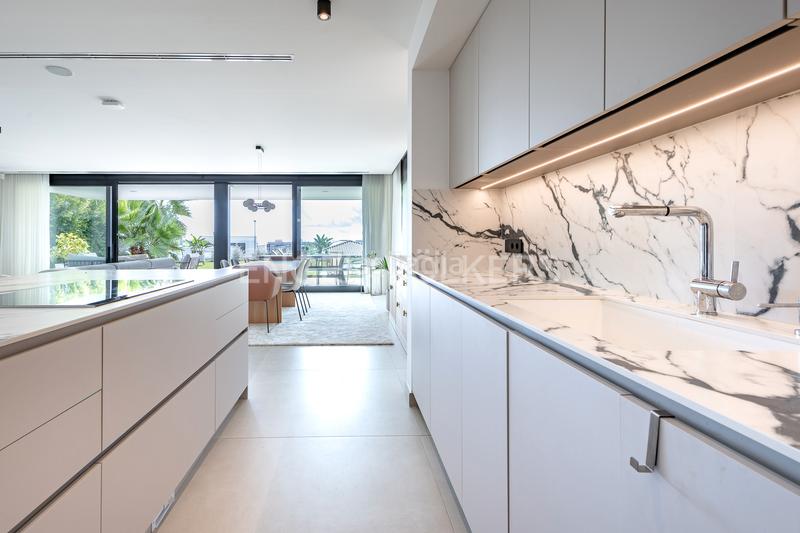 Foto 9c06fd61-9367-49d9-ac0c-c19e34b7161d. Casa exquisita casa de lujo con vistas panorámicas al mar en Teià