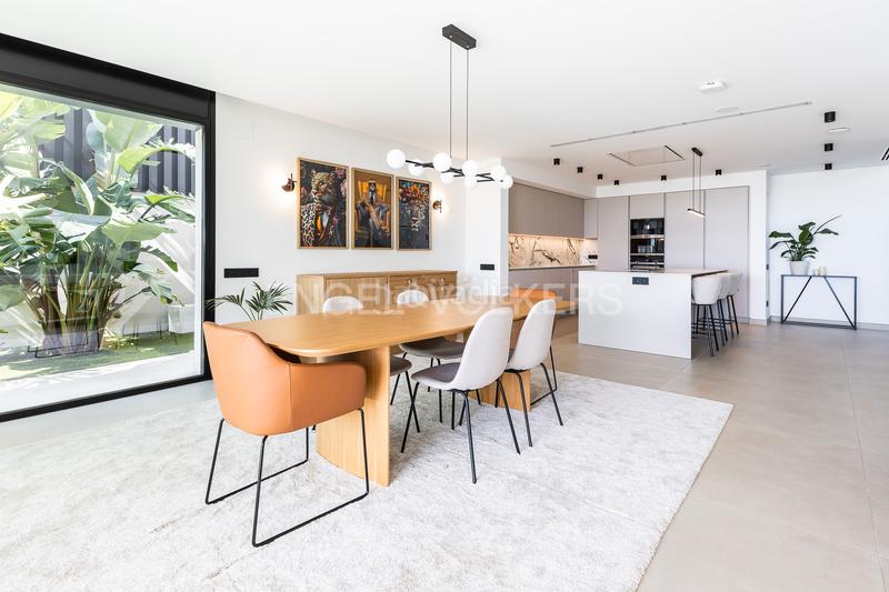 Foto af941bf4-ec99-4914-8d19-91f14bedc305. Casa exquisita casa de lujo con vistas panorámicas al mar en Teià