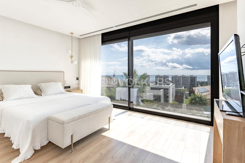 Foto c206a643-a2a0-4018-b7e8-de4254847e7c. Casa exquisita casa de lujo con vistas panorámicas al mar en Teià