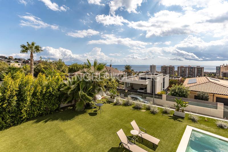 Foto d575d051-e005-4654-bef8-ddd0a133ffac. Casa exquisita casa de lujo con vistas panorámicas al mar en Teià