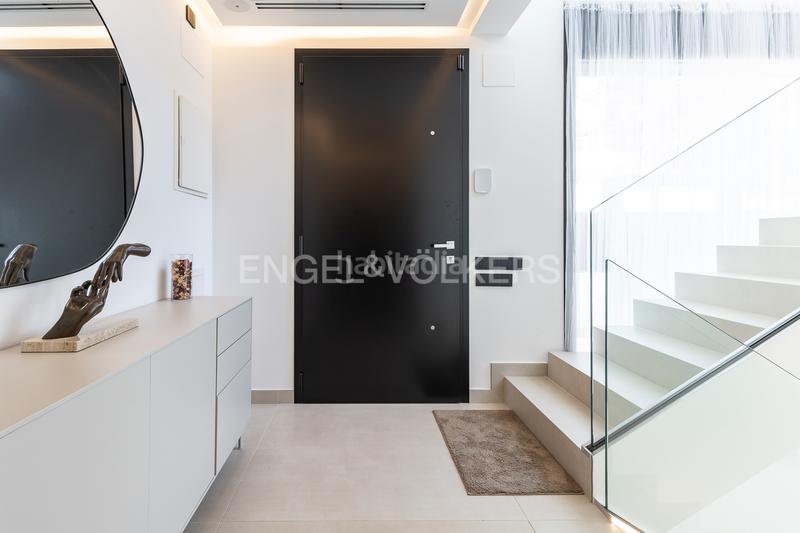 Foto eefd7b0b-0fe3-43b4-ba82-f3ec9f6e83f5. Casa exquisita casa de lujo con vistas panorámicas al mar en Teià