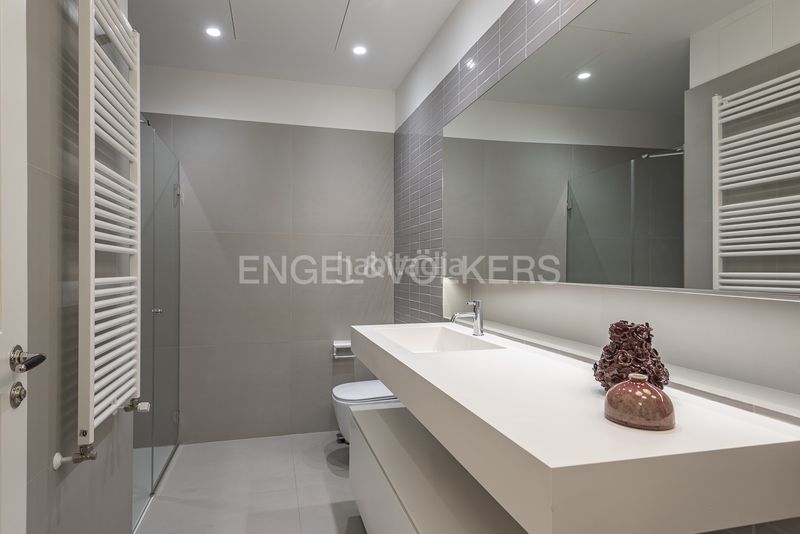 Foto d74df5aa-99ef-46a9-914d-c8843cf902f7. Pis amb calefacció piscina a Dreta de l´Eixample Barcelona