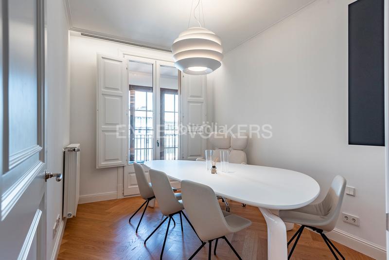 Foto 11f705ff-9508-4e1b-b15c-091aabdcaa3d. Apartament amb calefacció piscina a Dreta de l´Eixample Barcelona