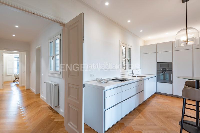 Foto 68ae337a-e3b4-4ed9-9a4c-bb7f5687ed57. Apartament amb calefacció piscina a Dreta de l´Eixample Barcelona