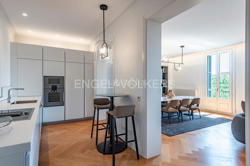 Foto 7ae08991-a628-40b6-bd76-19bfc0a0c77c. Apartament amb calefacció piscina a Dreta de l´Eixample Barcelona