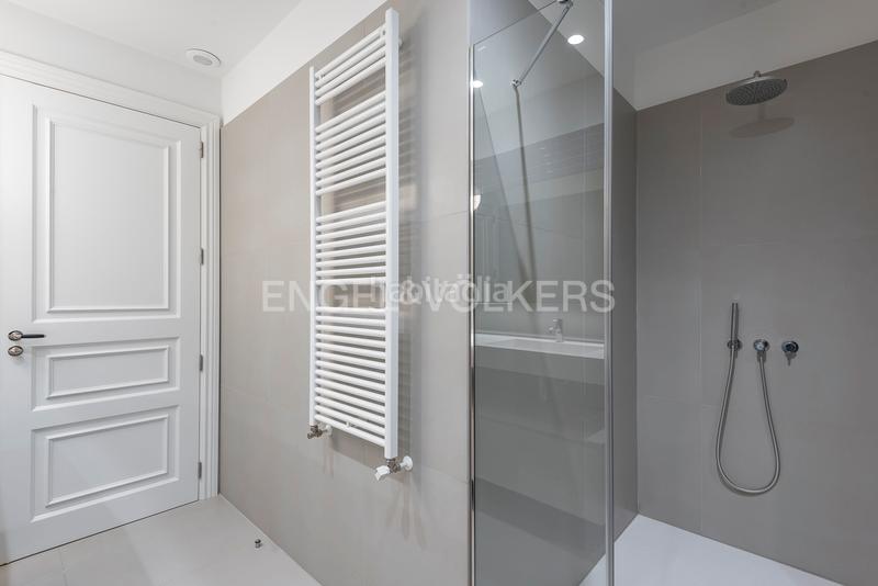 Foto aede4ab0-060a-433c-883f-abf6c8394793. Apartament amb calefacció piscina a Dreta de l´Eixample Barcelona