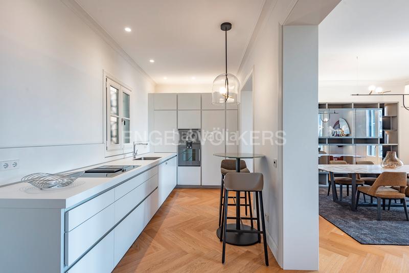 Foto ce9b597f-e56d-4583-97cc-11f9a43e7268. Apartament amb calefacció piscina a Dreta de l´Eixample Barcelona