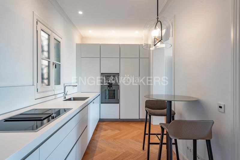 Foto d0987a73-0ba9-4300-b369-751b703c3f1d. Apartament amb calefacció piscina a Dreta de l´Eixample Barcelona