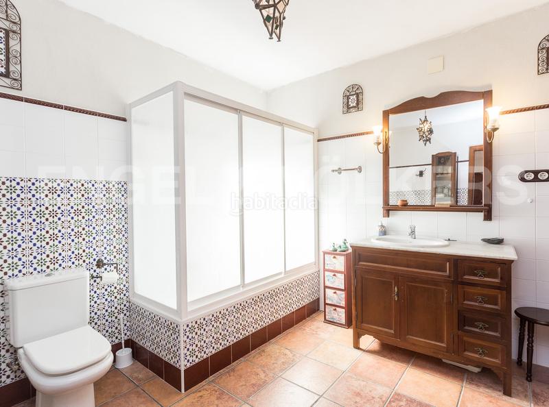 Foto c27ae10d-71b5-4f1d-8567-95923c397bf2. Casa amb calefacció aparcament piscina a Bellamar Castelldefels