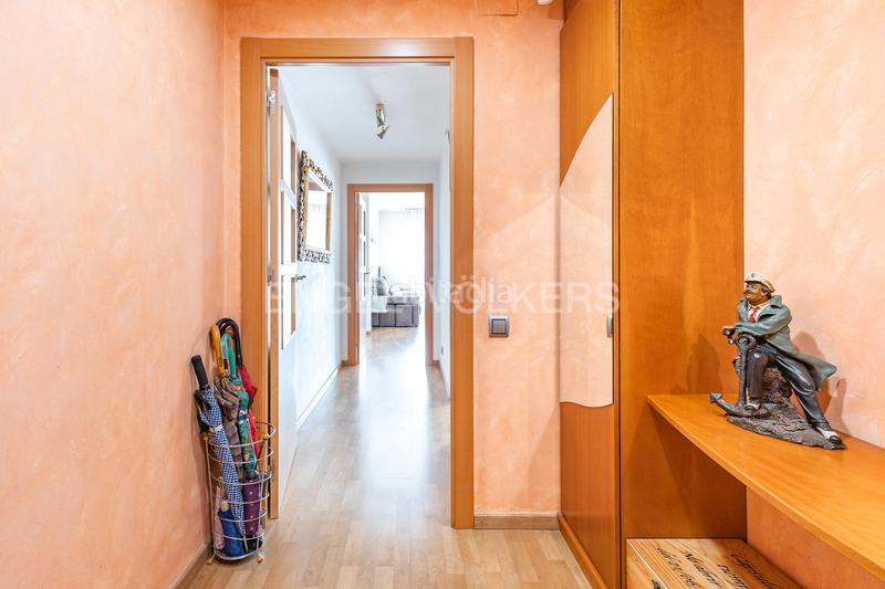 Foto 466f918e-24c1-496a-b53c-4637a1c1ebbe. Apartament amb calefacció aparcament a Eixample Sabadell