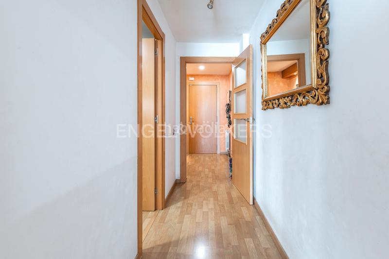 Foto 5d69f5da-364d-4350-968a-77811aa97cb4. Apartament amb calefacció aparcament a Eixample Sabadell