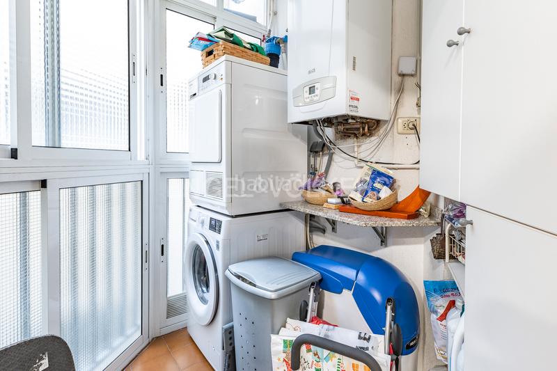 Foto 7f67129e-e32f-4c49-a8c2-970ec3850031. Apartament amb calefacció aparcament a Eixample Sabadell