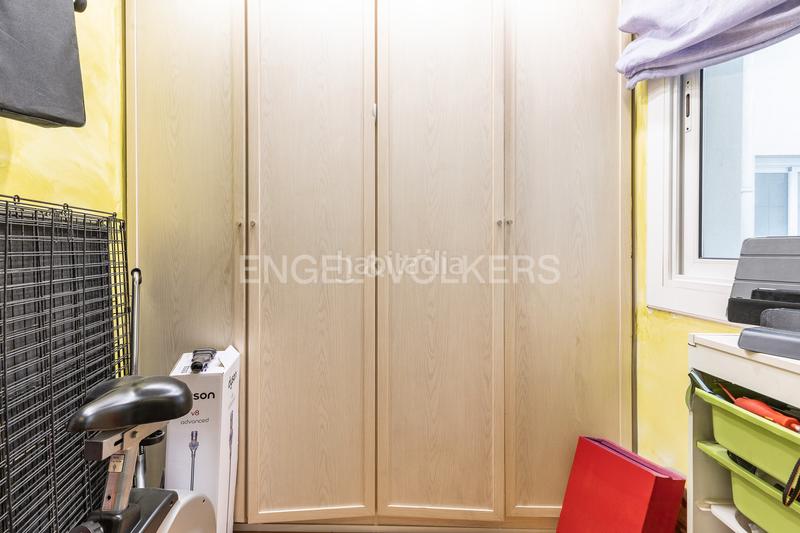 Foto 9209949a-d291-4a1d-8df1-1579268ebddf. Apartament amb calefacció aparcament a Eixample Sabadell