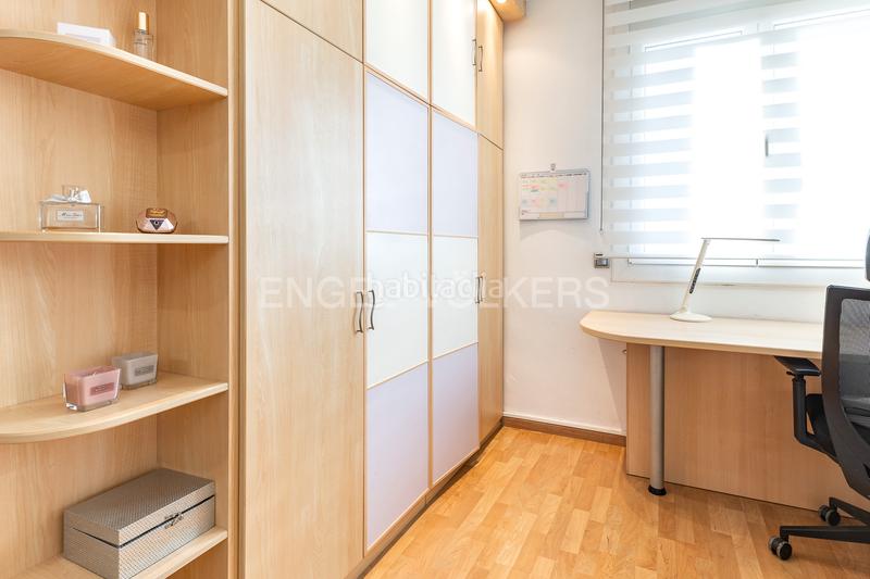 Foto 9cccdab9-7e03-4612-bf79-a0d9fcec18d6. Apartament amb calefacció aparcament a Eixample Sabadell