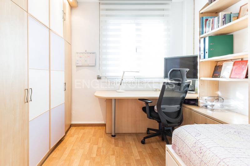 Foto 9f3659f9-93e5-4c75-911c-e2e0ae074b36. Apartament amb calefacció aparcament a Eixample Sabadell