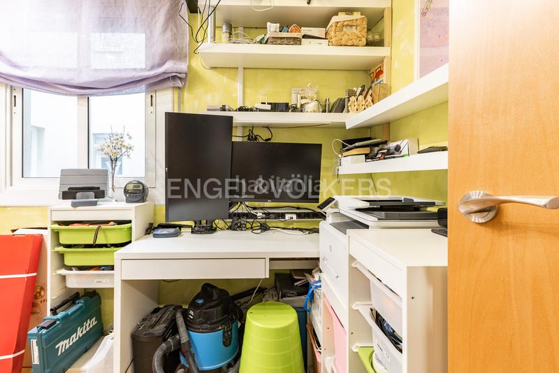Foto deec4a5a-c3a6-4e45-ba12-905233476634. Apartament amb calefacció aparcament a Eixample Sabadell