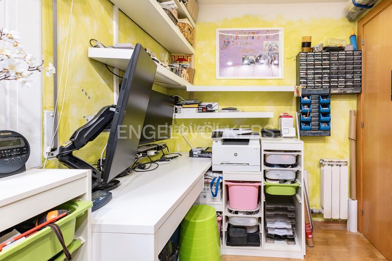 Foto fc159081-2b86-4c94-9dca-4ae88c009848. Apartament amb calefacció aparcament a Eixample Sabadell