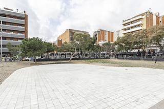 Casa a Vinyets-Molí Vell. Potencial, ubicación y autenticidad en una casa única en plaza c
