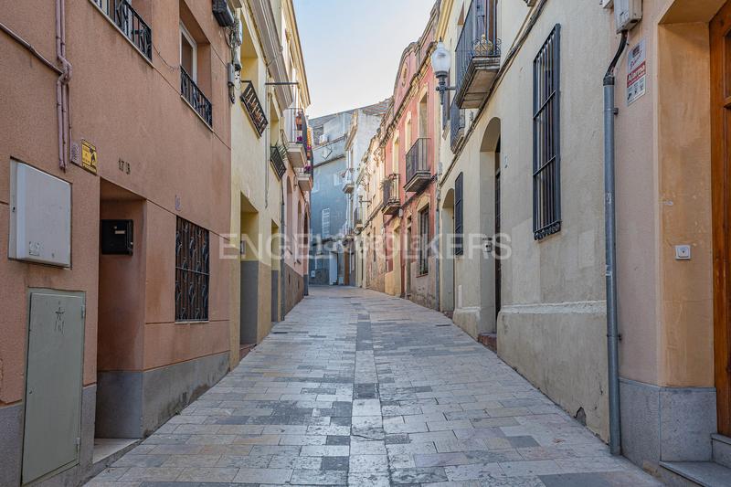 Foto 62f37797-8145-4a87-978b-a544ff7e997e. Haus mit heizung parking in Vinyets-Molí Vell Sant Boi de Llobregat