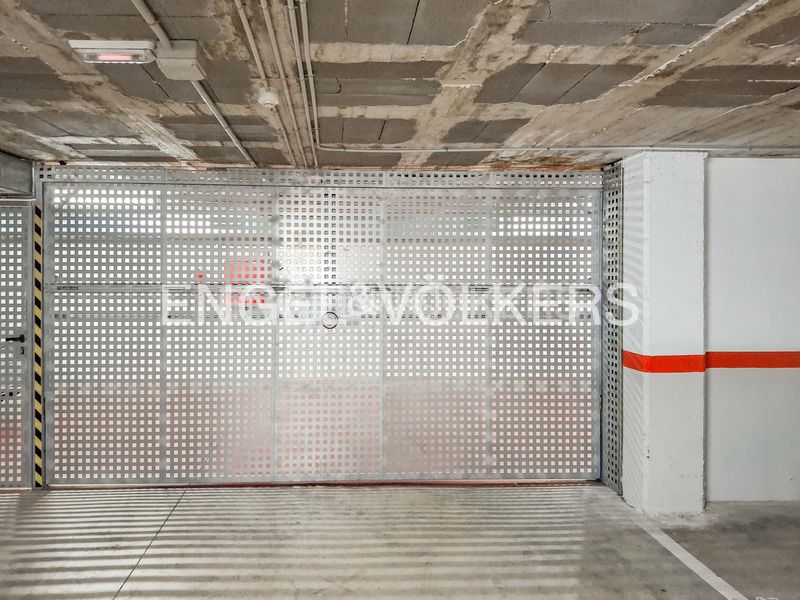 Foto 3ffbfd06-b4f8-4110-9e1b-63a349f516bd. Duplex con riscaldamento parcheggio in Centre Sabadell