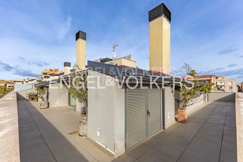 Foto 4dd54ad3-cac2-4458-b224-2122a4977359. Duplex con riscaldamento parcheggio in Centre Sabadell
