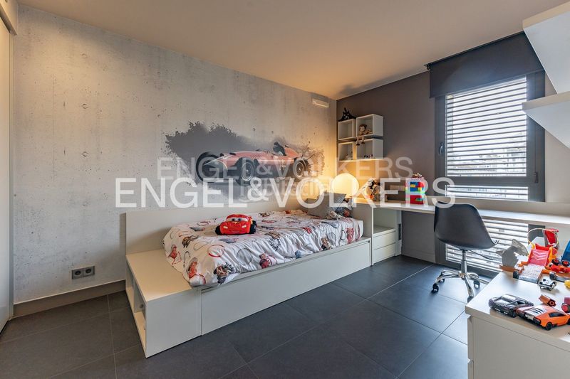 Foto f011e8cd-2aaa-4593-a8ea-ddf42715e3d9. Duplex con riscaldamento parcheggio in Centre Sabadell