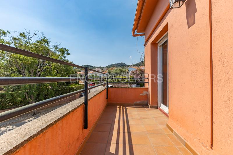 Foto 9619b16b-cb18-42b8-83f4-cfd27c985360. Casa con riscaldamento parcheggio in Bigues i Riells del Fai