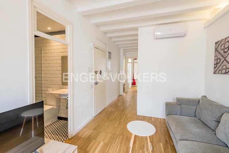 Foto c4662031-f3ae-41bd-8aaa-01f45678a97b. Lloguer apartament amb calefacció a Raval Barcelona