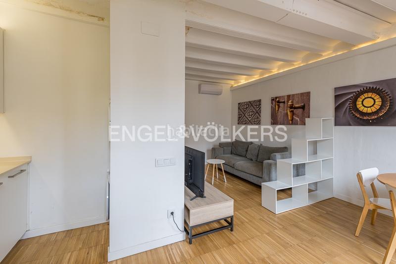 Foto 7f73fee9-98a4-4bfb-a66c-4684a1951b06. Location appartement avec chauffage dans Raval Barcelona