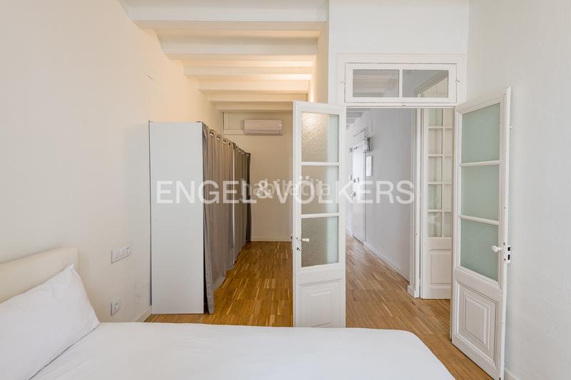 Foto d35370fc-7cbf-488c-9571-ed4f4ccd8c31. Rent apartment with heating in Raval Barcelona