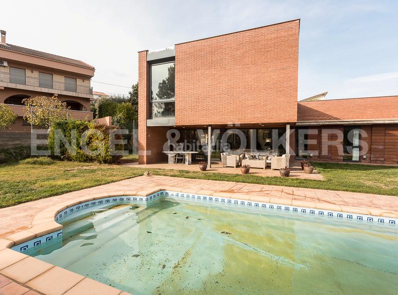 Foto 49a43239-c208-4345-90f0-977734603ebc. Casa con riscaldamento parcheggio piscina in Sant Salvador de Guardiola