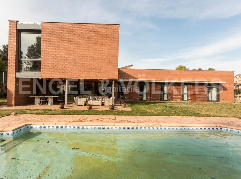 Foto bcfd264e-90b5-4ae7-a88a-6441a4dd72d8. Casa con riscaldamento parcheggio piscina in Sant Salvador de Guardiola