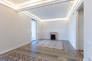 Alquiler Apartamento en Dreta de l´Eixample. Lujoso piso en fica regia , joya unica,  en el cuadrado de oro,