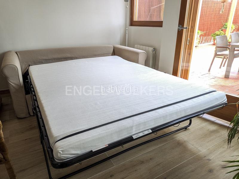 Foto 2ad0e490-0475-4e9e-8db8-b34a5dbf6f1a. Rent penthouse with heating in Gòtic Barcelona