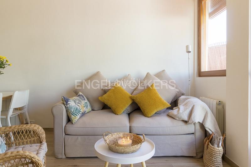 Foto debe5340-6bdb-4958-bf5d-7b9572171144. Rent penthouse with heating in Gòtic Barcelona