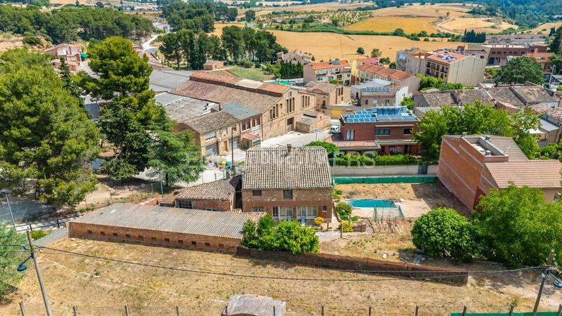 Foto 38fd2be2-7434-4a69-bfb6-0e20eb514b91. Casa amb calefacció a Sant Martí de Tous