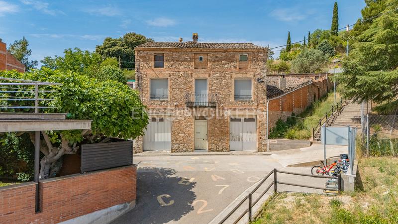 Foto 53c46114-34f6-40b3-bbbd-0e11944385a4. Casa amb calefacció a Sant Martí de Tous