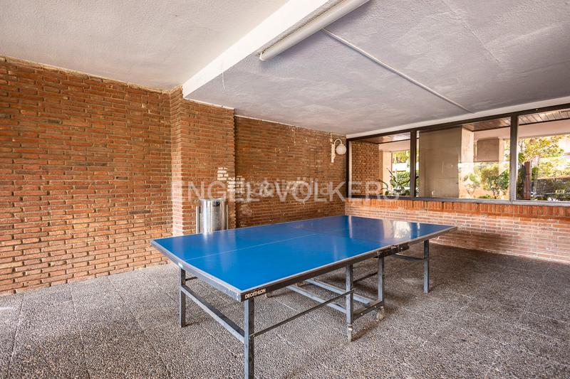 Foto 2760173c-b901-47b7-b95a-29d3a3c85d3a. Miete appartement mit heizung parking pool in Pedralbes Barcelona