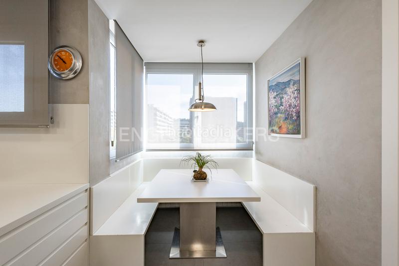 Foto 2adf6615-53d9-409d-93c5-c4054d4c16ff. Rent apartment with heating parking pool in Pedralbes Barcelona