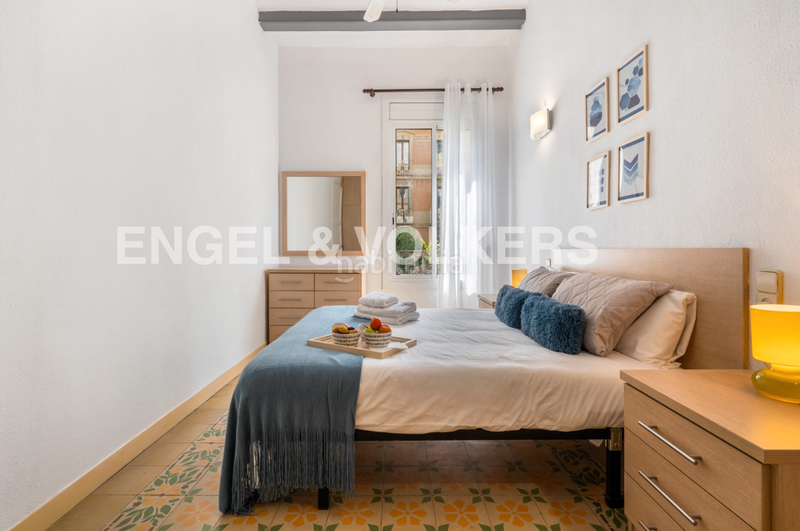 Foto afc055d0-7146-47f5-a8e1-6caf9601fbd2. Alquiler apartamento piso temporal en calle girona en Barcelona