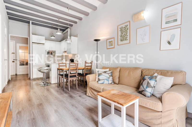 Foto 7ee01624-b511-44a4-81b3-96cc4c1db3b8. Lloguer apartament amb calefacció a Dreta de l´Eixample Barcelona