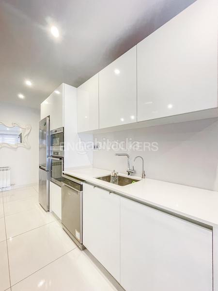 Foto f9ed61fb-0d19-4a20-808a-64ff62a25383. Location appartement avec chauffage dans Riera Cornellà de Llobregat