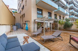 Piccolo appartamento in Hostafrancs. Exclusivo dúplex de lujo con terraza en hostafrancs  vive estilo