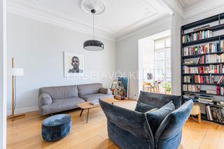 Apartament a Dreta de lEixample. Soleado piso con mucho espacio y encanto en la calle casp