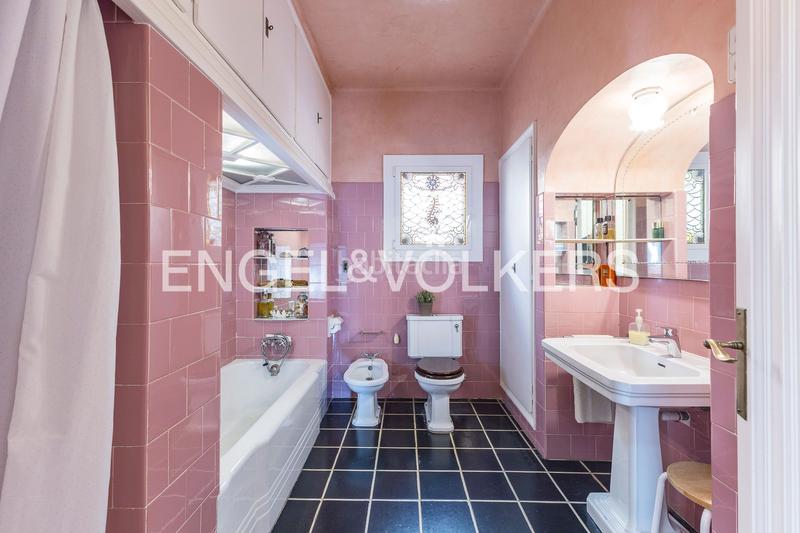 Foto 85f2b490-4a75-4838-97e1-dfe73580887e. Casa exquisita residencia en vallcarcapenitents, gràcia, en Barcelona