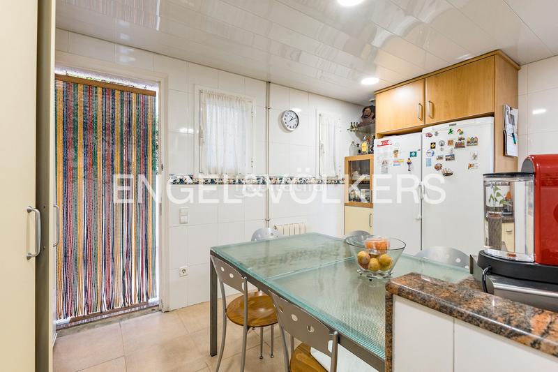 Foto c5063da1-342f-489c-8ef2-e72bc4bd8124. Casa exquisita residencia en vallcarcapenitents, gràcia, en Barcelona